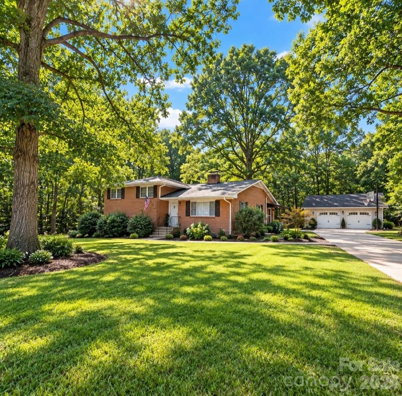 250 Roberta Road SW, Concord, NC - 3 beds, 2 baths, 2,265 sqft - $359,900