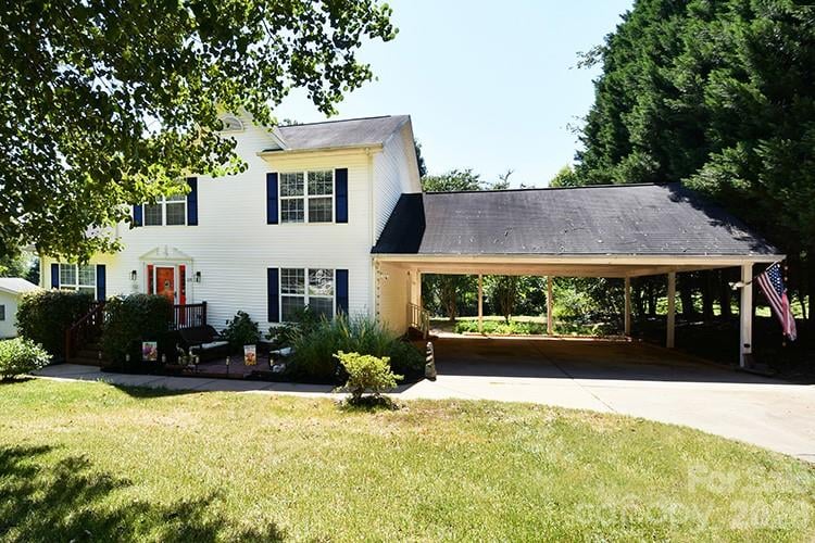235 Crystal Circle, Mooresville, NC - 3 beds, 2.5 baths, 2,022 sqft - $509,000