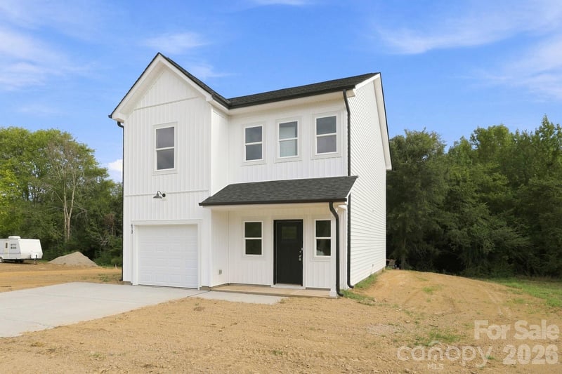673 Hazel Blakeney Road, Pageland, SC - 3 beds, 2.5 baths, 1,611 sqft - $385,000