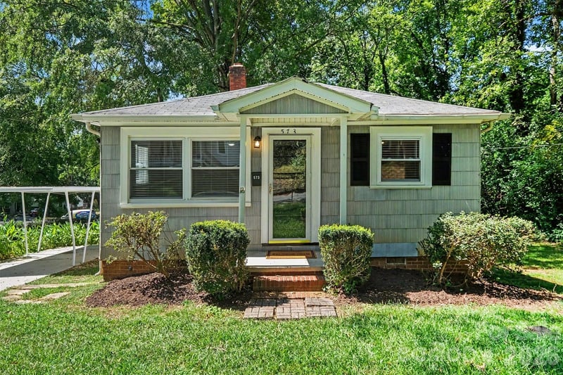 573 Allison Street NW, Concord, NC - 2 beds, 1 bath, 763 sqft - $225,000