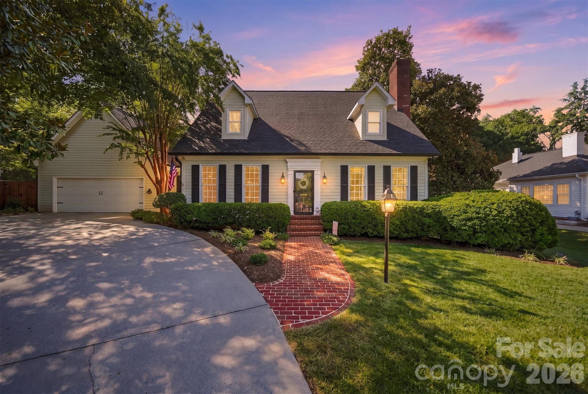 114 6th Avenue NE, Hickory, NC. property listing photo
