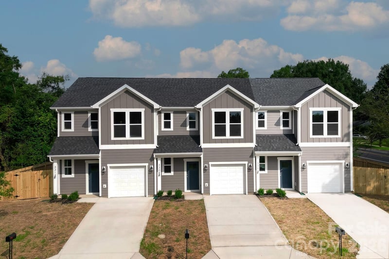 3304 Meredith Avenue, Charlotte, NC - 3 beds, 2.5 baths, 1,453 sqft - $415,000