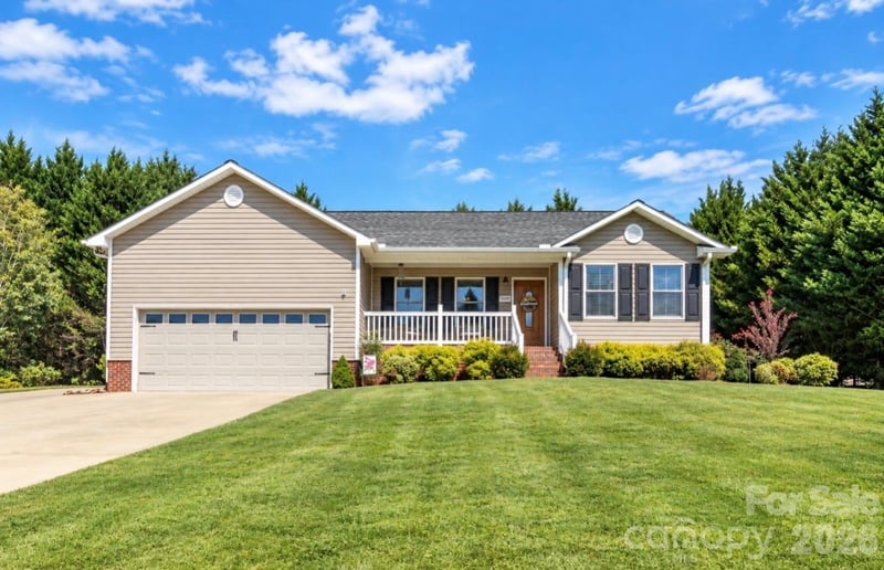 3209 Timothy Lane, Lincolnton, NC - 3 beds, 2 baths, 1,231 sqft - $310,000