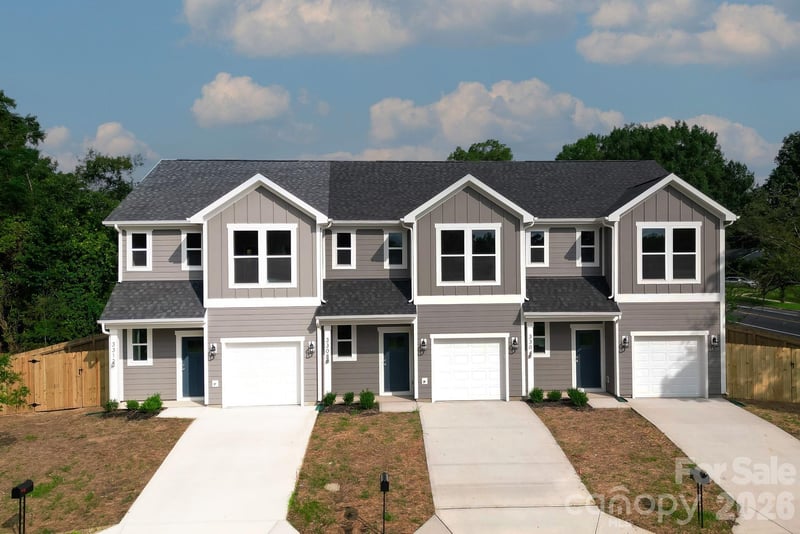 3312 Meredith Avenue, Charlotte, NC - 3 beds, 2.5 baths, 1,453 sqft - $415,000