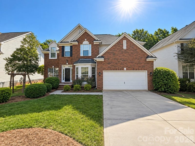 16006 Lavenham Road, Huntersville, NC - 4 beds, 3 baths, 3,042 sqft - $669,000