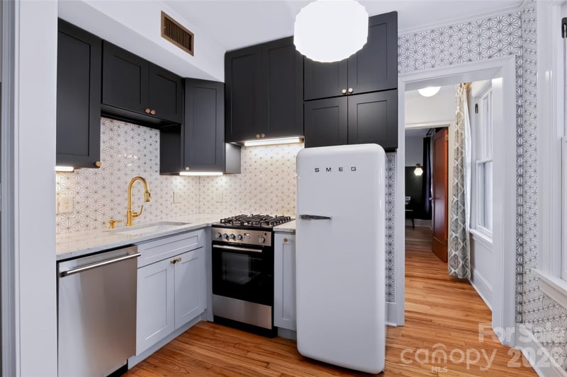 712 Louise Avenue Apt 203, Charlotte, NC - 1 bed, 1.5 baths, 715 sqft - $337,900