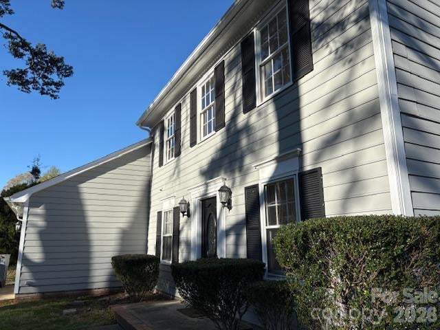5324 Donnefield Drive, Charlotte, NC - 4 beds, 2.5 baths, 1,865 sqft - $325,000