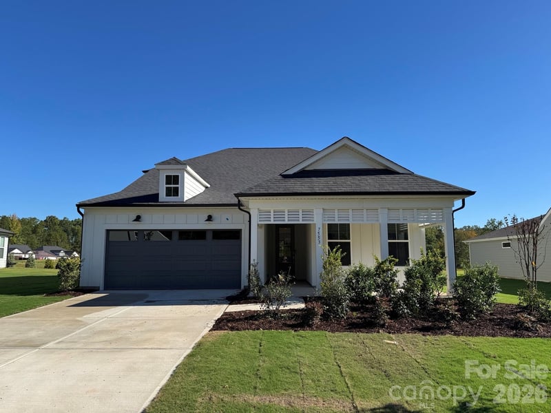 7553 Pedigree Circle, Lancaster, SC - 3 beds, 3 baths, 2,802 sqft - $646,593