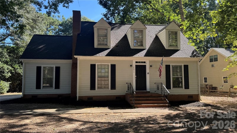 14011 Phillips Road, Matthews, NC - 4 beds, 2 baths, 1,699 sqft - $359,000
