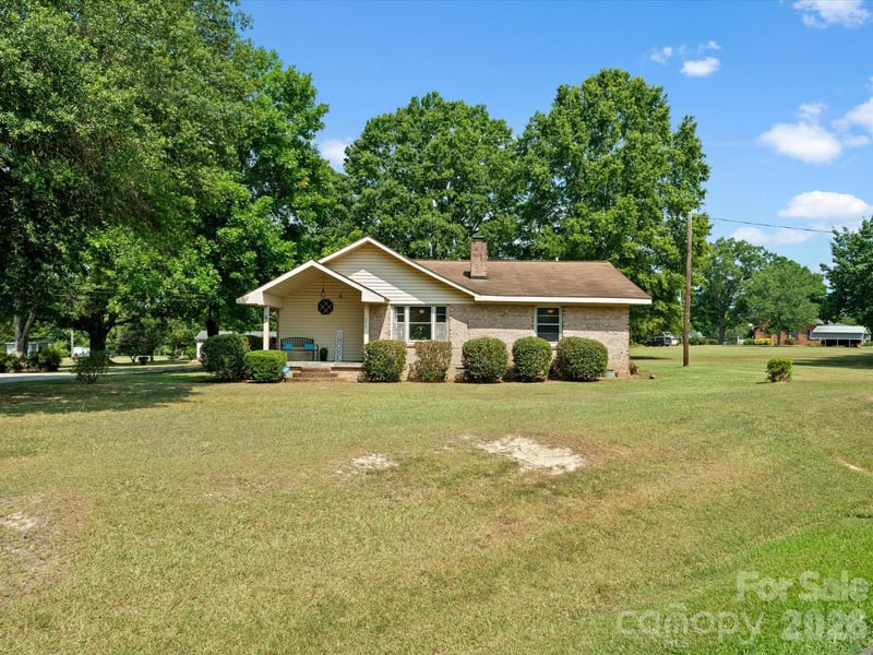 2212 JB Denton Road, Lancaster, SC - 3 beds, 2 baths, 1,751 sqft - $275,000