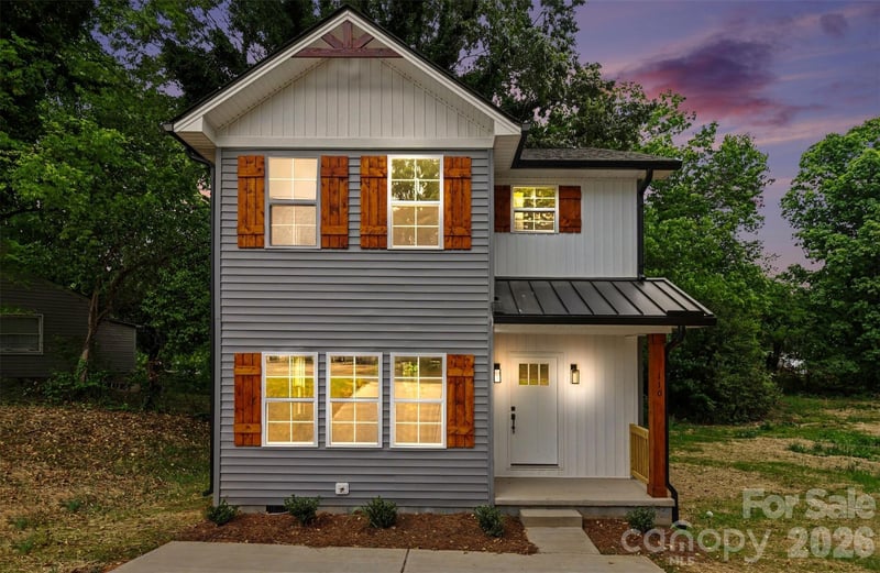 112 E Hilltop Drive, Gastonia, NC - 3 beds, 2.5 baths, 2,662 sqft - $278,000