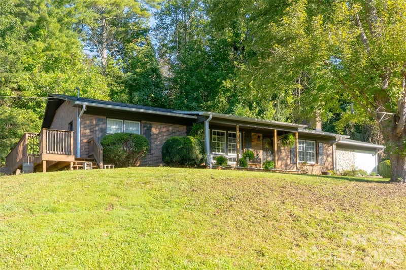 2408 Setzers Creek Road, Lenoir, NC - 3 beds, 1.5 baths, 1,405 sqft - $249,900