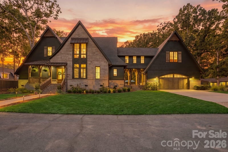 20020 Schooner Drive, Cornelius, NC - 7 beds, 6.5 baths, 4,922 sqft - $3,799,000