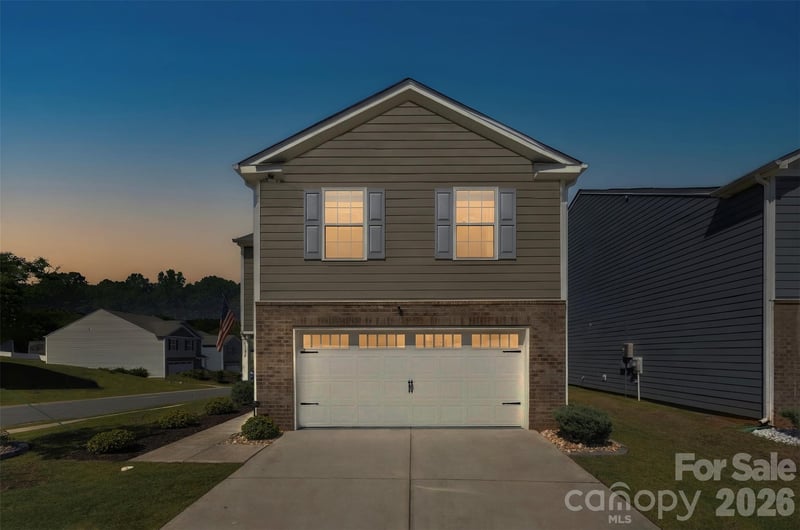 2137 Redstone Drive, York, SC - 4 beds, 2.5 baths, 1,921 sqft - $314,900