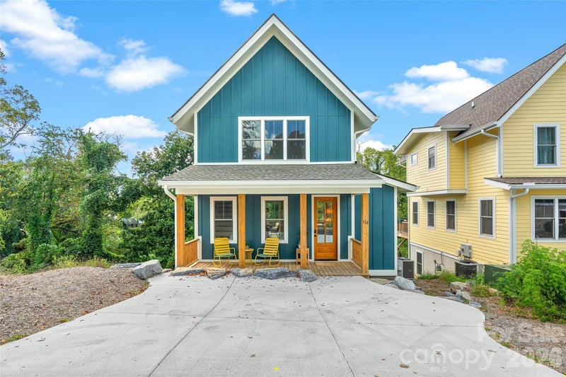 112 Alma Lane, Asheville, NC - 3 beds, 3.5 baths, 2,101 sqft - $658,000