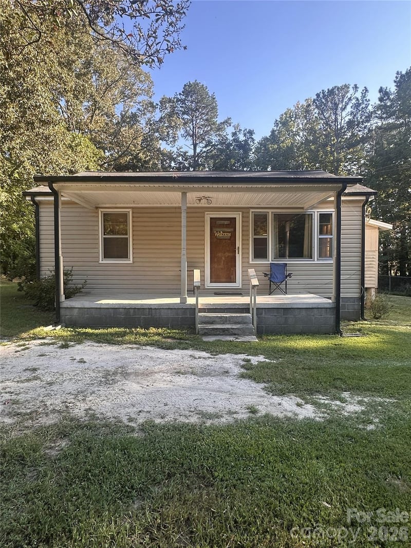 107 Vida Lane, Cherryville, NC - 2 beds, 1 bath, 854 sqft - $155,900