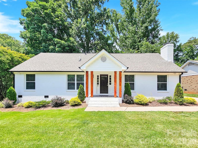 6639 Ronda Avenue, Charlotte, NC - 5 beds, 4 baths, 2,696 sqft - $929,990