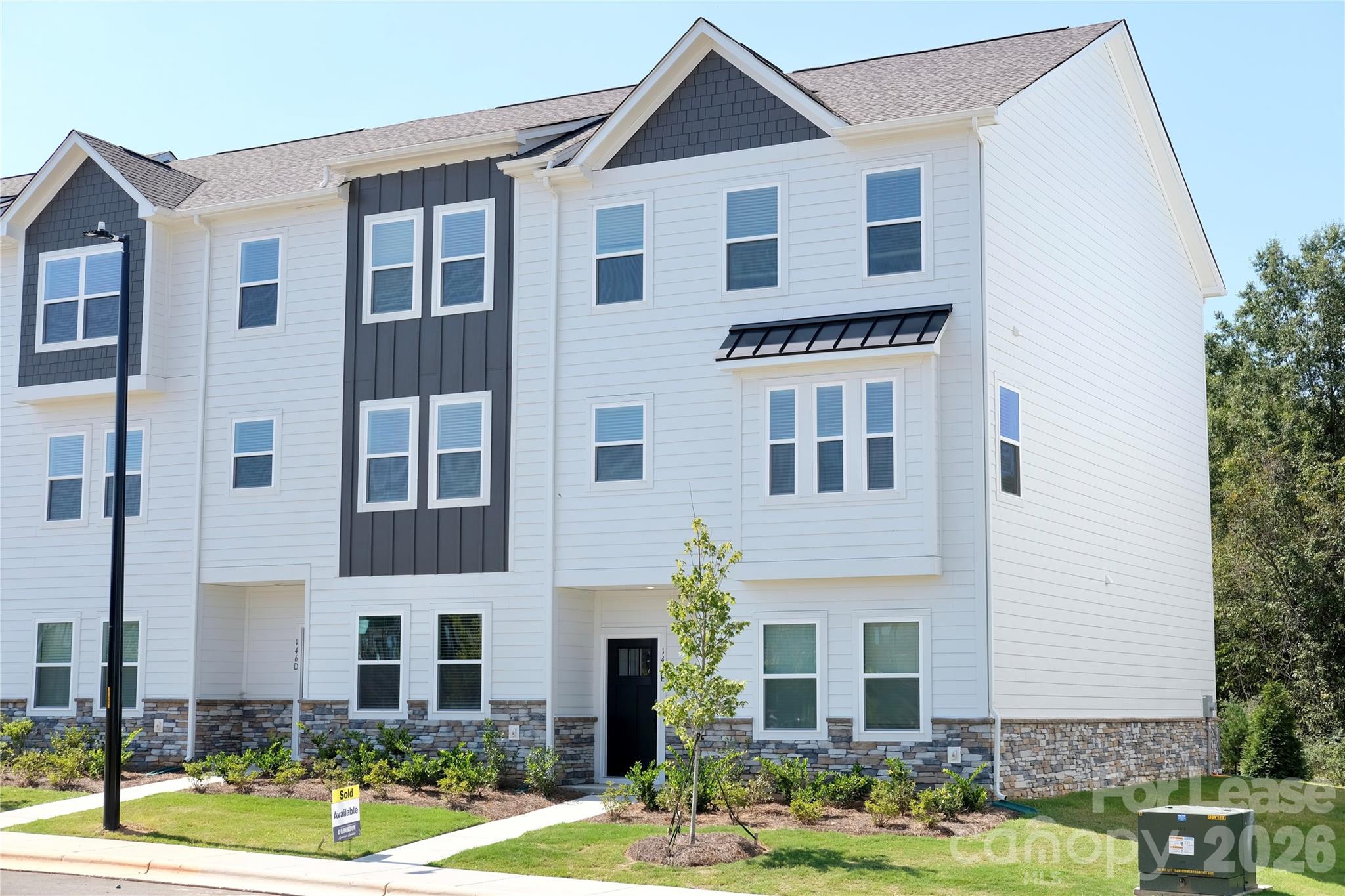 146 Towhee Branch Pl E, Mooresville, NC 28117. property listing photo
