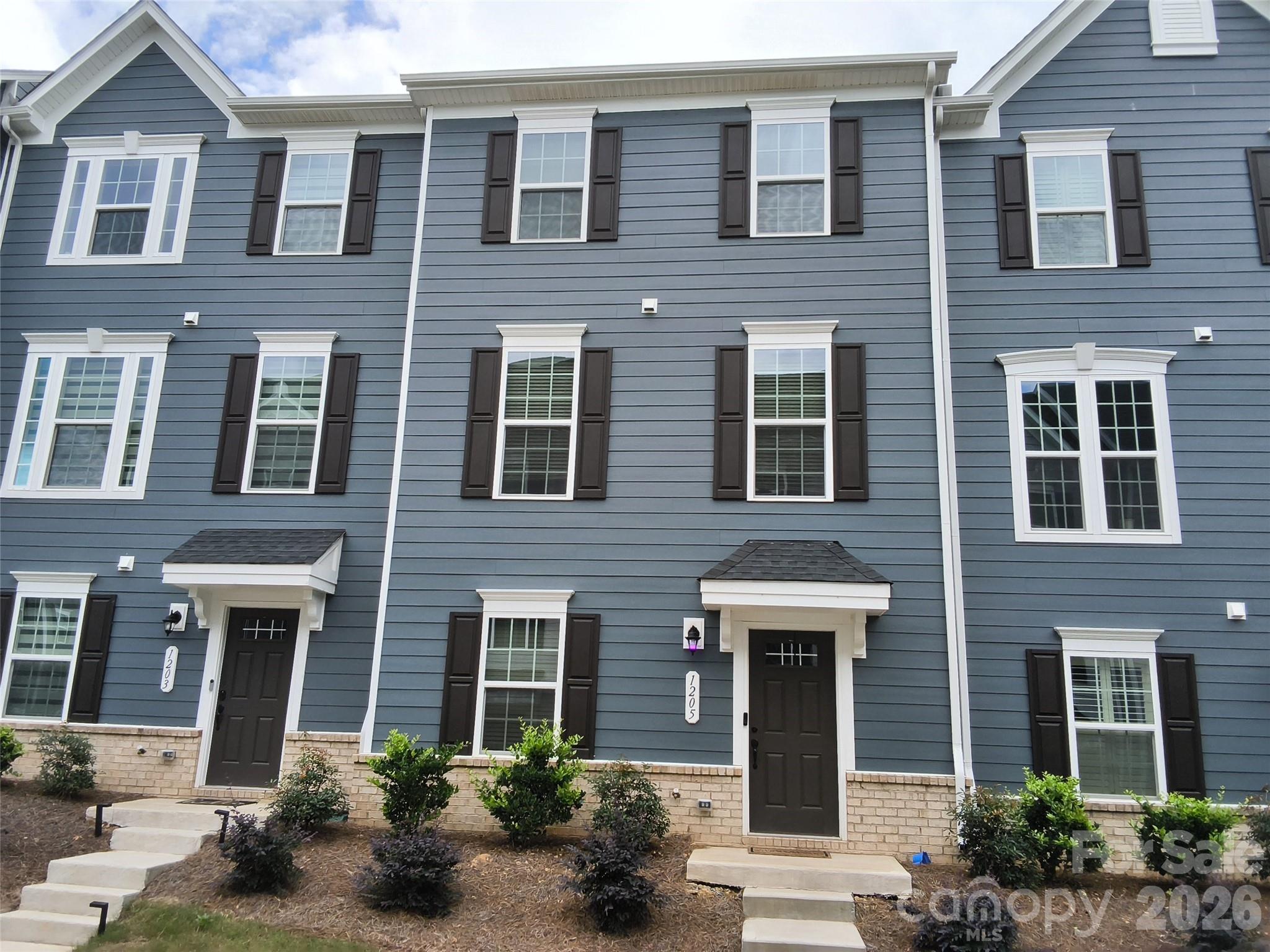 1205 May Apple Dr, Matthews, NC 28104. property listing photo