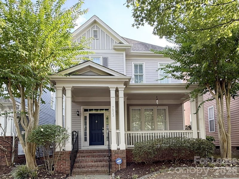 7023 Blakeney Greens Boulevard, Charlotte, NC - 3 beds, 2.5 baths, 1,812 sqft - $3,100