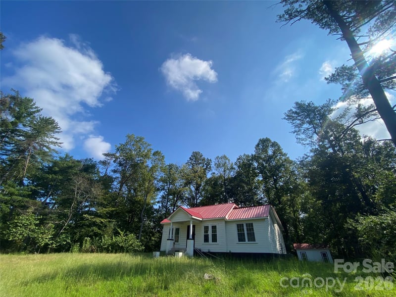 615 Vine Arden Road, Morganton, NC - 3 beds, 2 baths, 1,140 sqft - $269,900