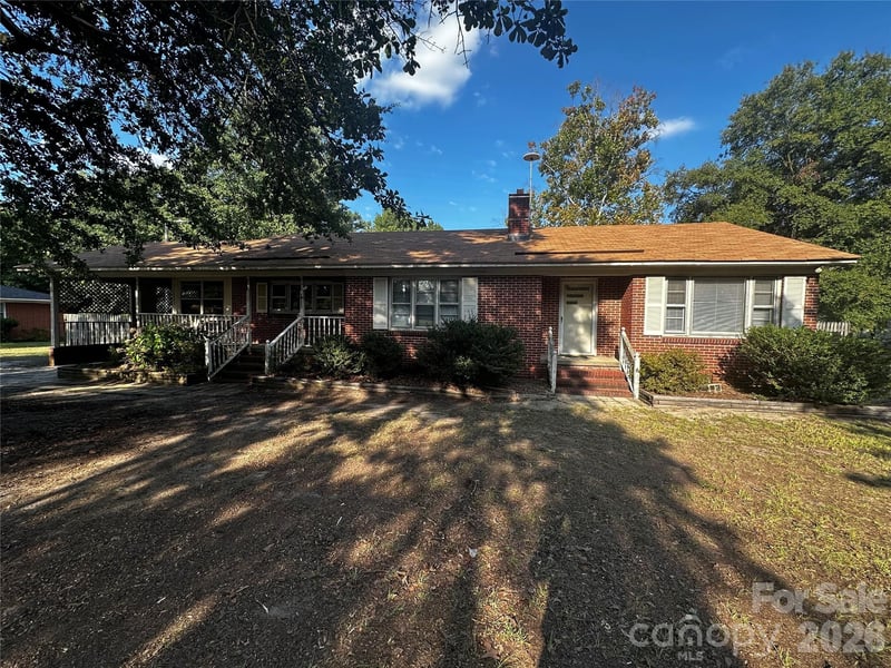 1093 Evans Mill Road, Pageland, SC - 3 beds, 1 bath, 1,400 sqft - $169,900