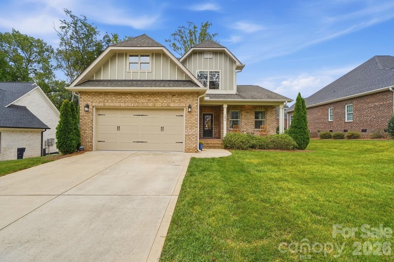 7890 Ballentrae Place, Stanley, NC - 4 beds, 3.5 baths, 2,573 sqft - $699,000