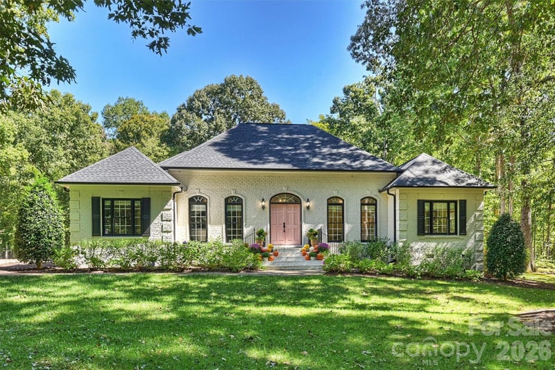 7501 Big Buck Trail, Waxhaw, NC - 3 beds, 3 baths, 2,801 sqft - $1,375,000