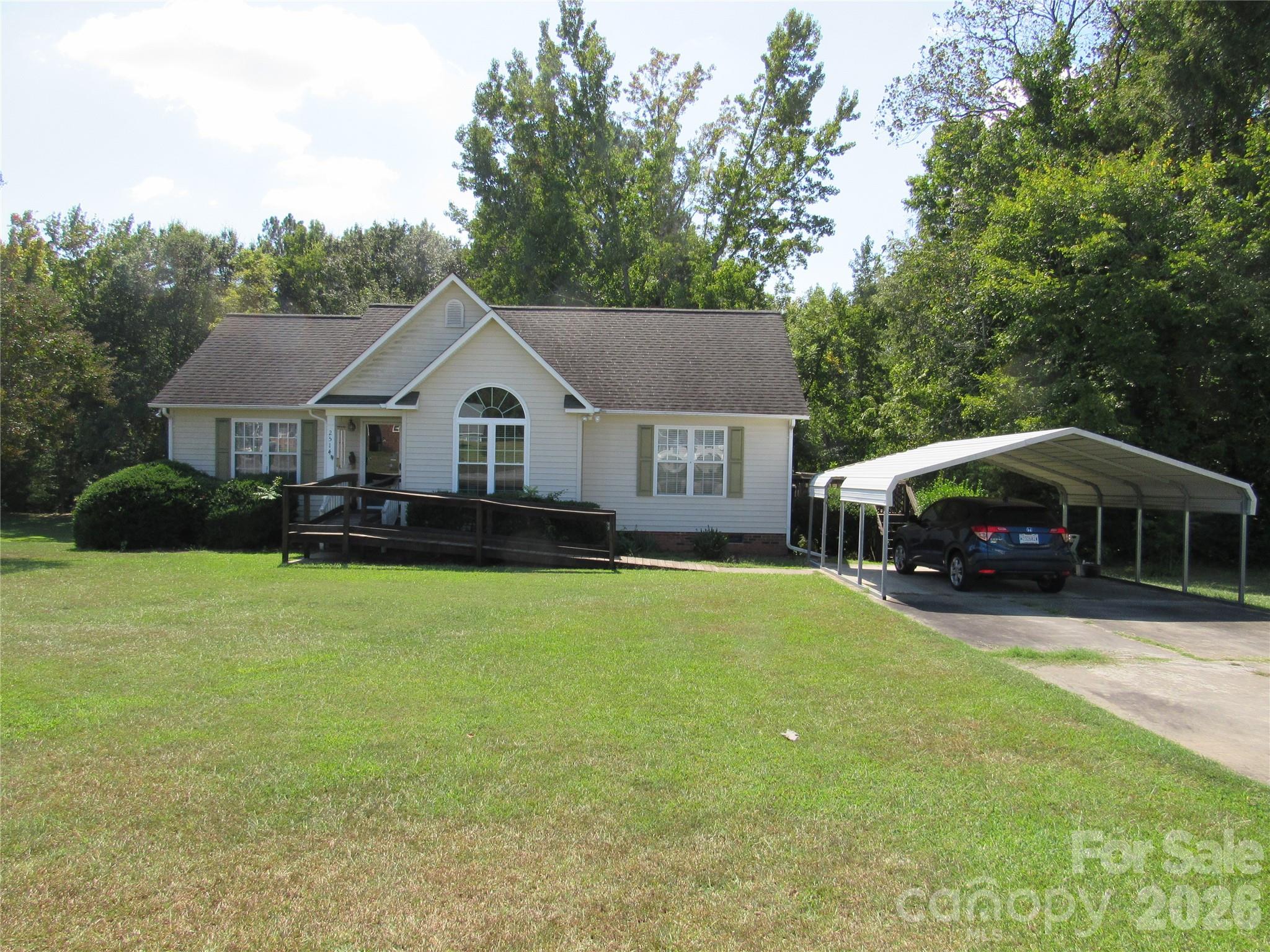 2514 Oxford Circle, Lancaster, SC. property listing photo