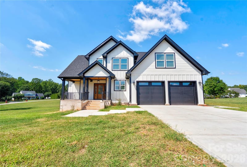157 Sir Gregory Drive, Shelby, NC - 4 beds, 2.5 baths, 2,915 sqft - $635,000