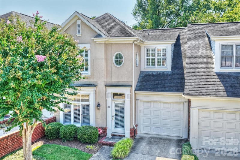129 Sloane Square Way, Charlotte, NC - 3 beds, 2.5 baths, 1,579 sqft - $620,000