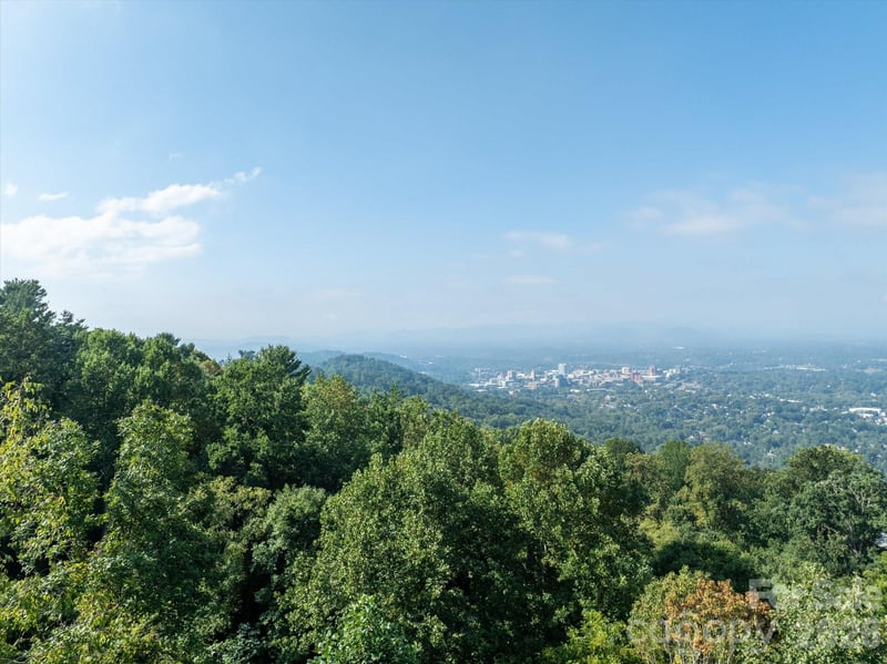 99999 Westhaven Drive Apt 32, Asheville, NC -  - $250,000