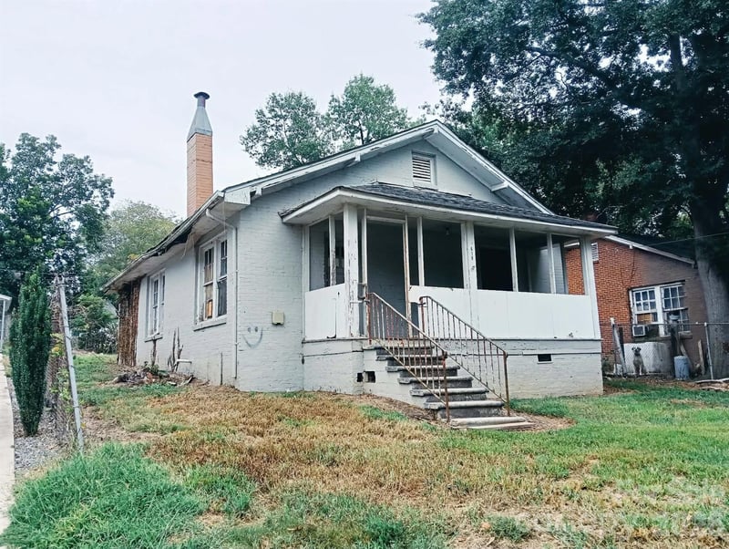 610 Lineberger Street, Shelby, NC - 3 beds, 1 bath, 920 sqft - $64,900