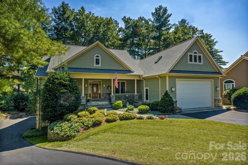 151 Shadowleaf Drive, Hendersonville, NC - 4 beds, 4.5 baths, 4,008 sqft - $875,000