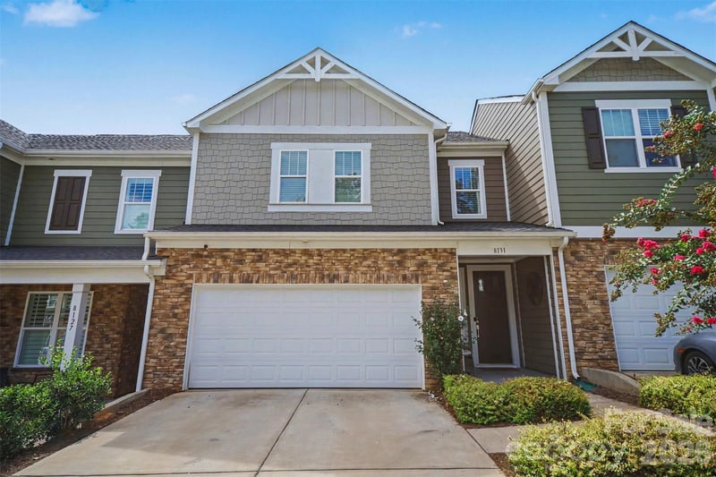 8131 Merryvale Lane, Charlotte, NC - 3 beds, 2.5 baths, 1,977 sqft - $400,000
