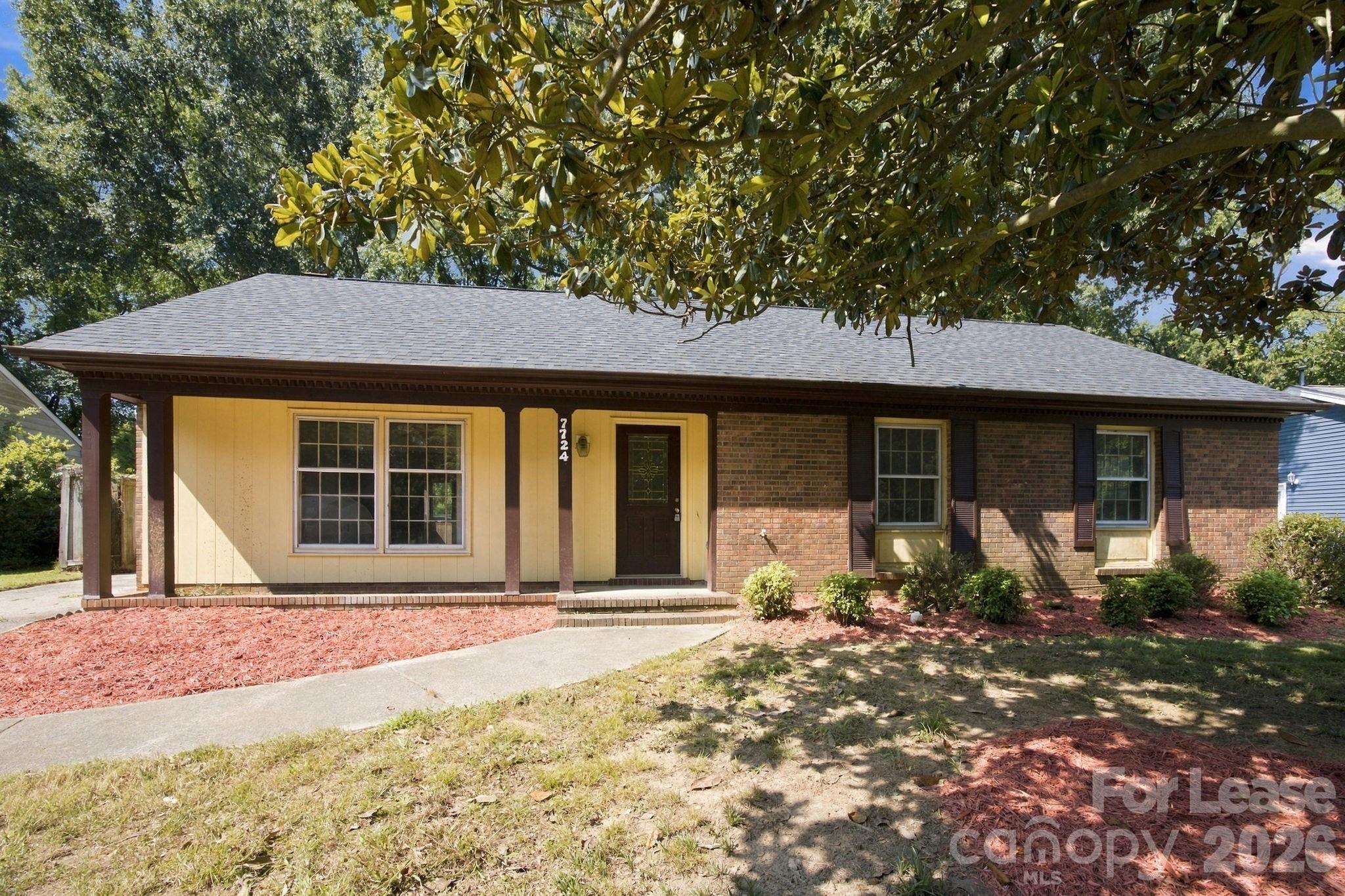 7724 Winterset Drive, Charlotte, NC. property listing photo
