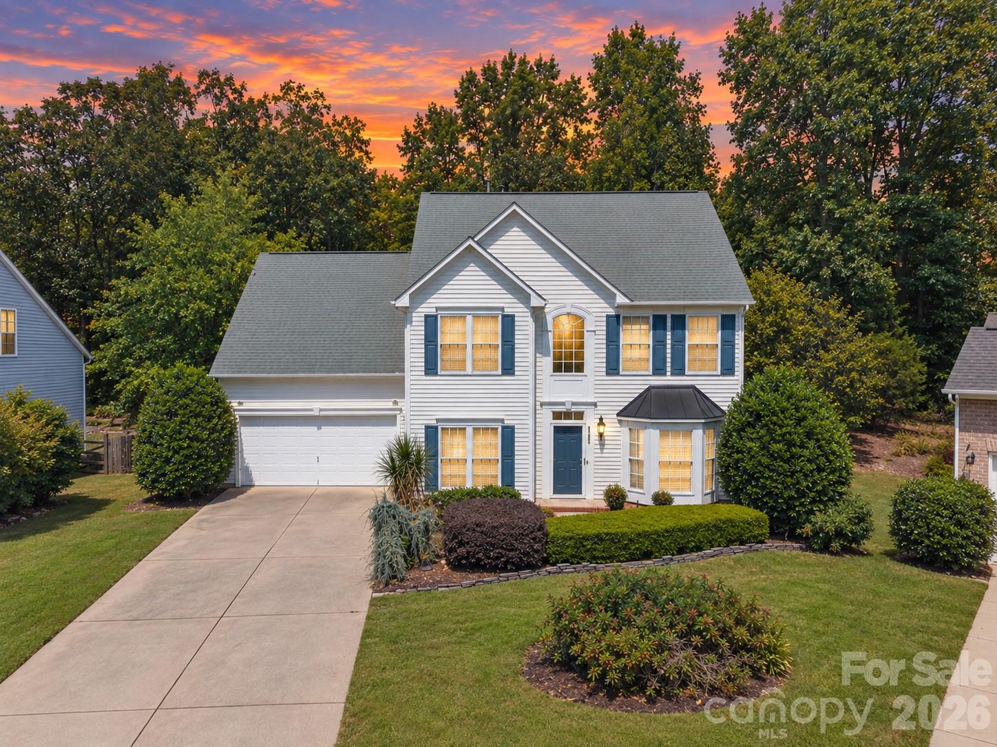 7702 Antique Cir, Waxhaw, NC 28173. property listing photo