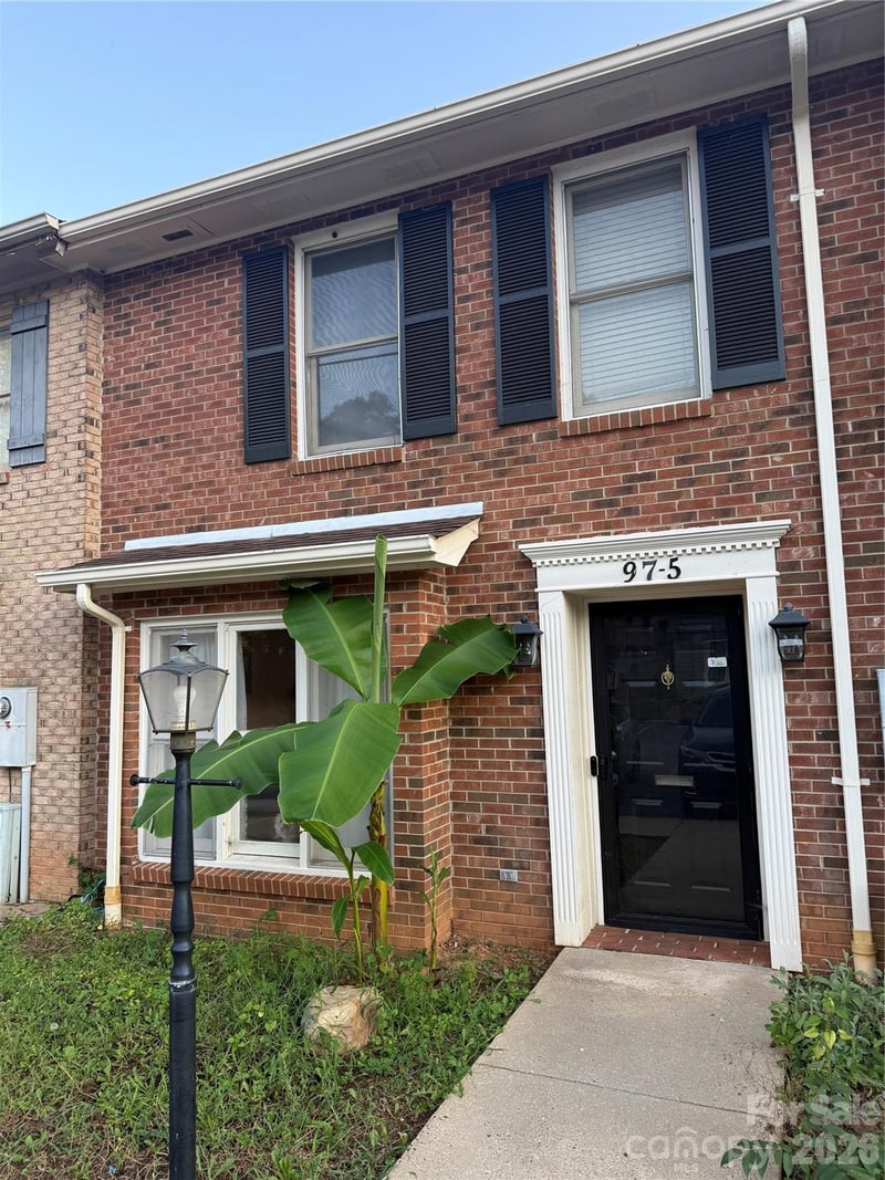 97-5 Edgemont Avenue Apt 5, Shelby, NC - 2 beds, 2.5 baths, 1,336 sqft - $230,000