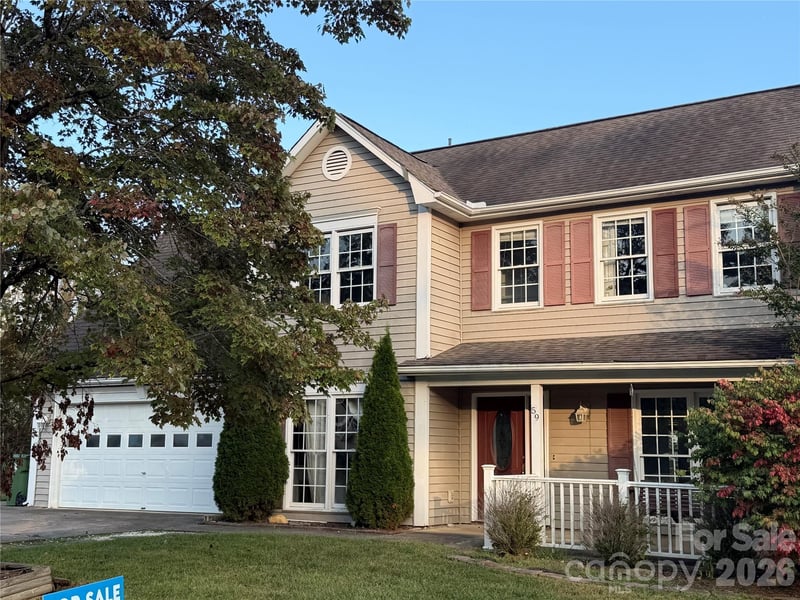 59 Southchase Drive, Fletcher, NC - 4 beds, 2.5 baths, 1,957 sqft - $399,900
