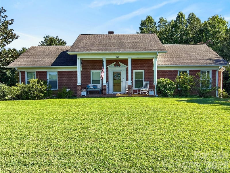 159 W Mountain Street, Rutherfordton, NC - 3 beds, 1.5 baths, 1,959 sqft - $439,900