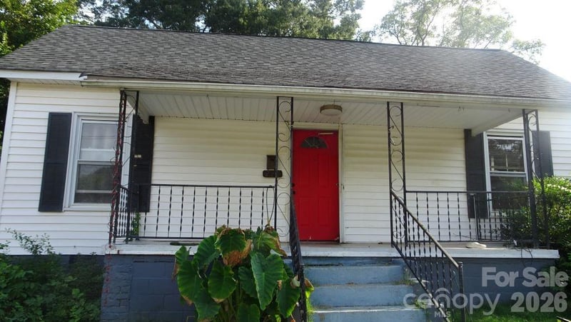 214 E Pressley Avenue, Mooresville, NC - 2 beds, 1 bath, 1,132 sqft - $169,000