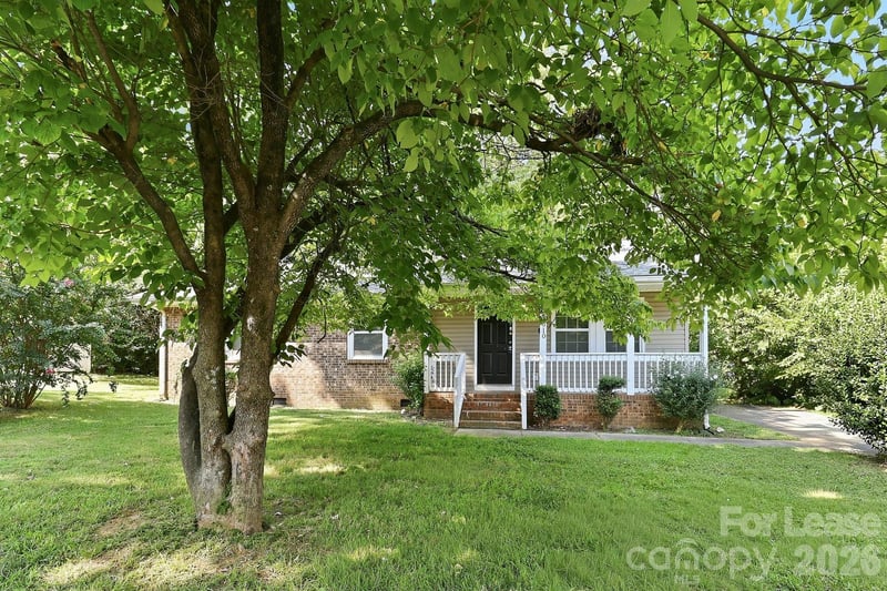 910 Canton Place, Charlotte, NC - 3 beds, 2 baths - $1,865