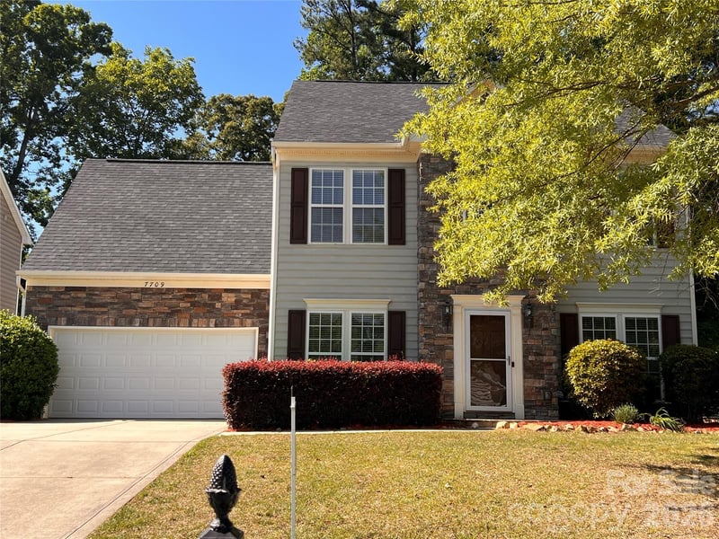 7709 Greylock Ridge Road, Matthews, NC - 5 beds, 0.5 baths, 3,371 sqft - $725,000