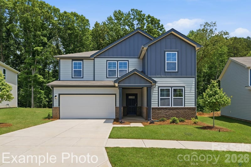 1405 Sunnybrook Lane, Newton, NC - 5 beds, 3 baths, 2,452 sqft - $368,990