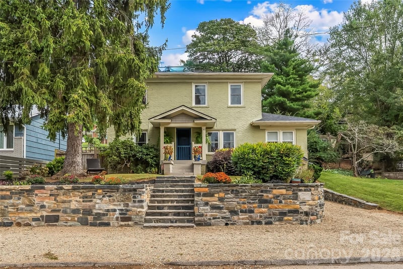 96 Longview Road, Asheville, NC - 4 beds, 3 baths, 2,352 sqft - $785,000