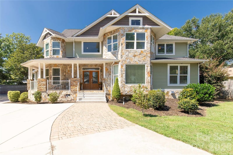 5555 Riverfront Road, Lake Wylie, SC - 4 beds, 2.5 baths, 3,551 sqft - $1,290,000