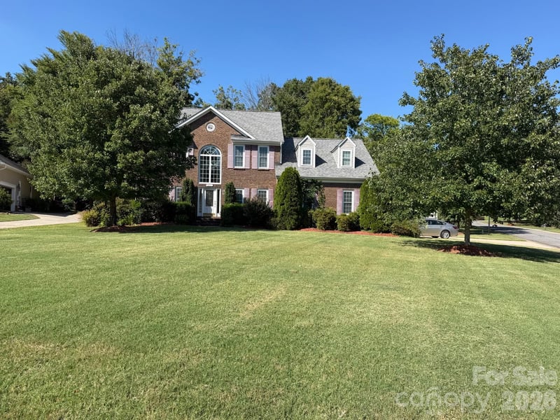 3862 NW Bethany Court NW, Concord, NC - 4 beds, 2.5 baths, 2,562 sqft - $485,000