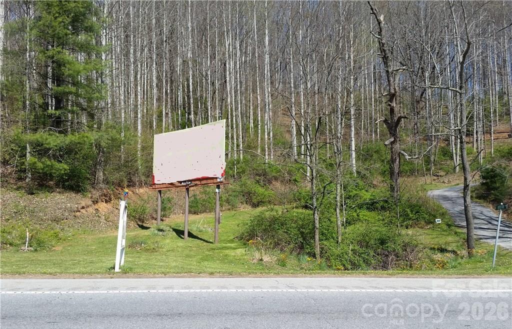 31 Mistletoe Ridge, Waynesville, NC. property listing photo