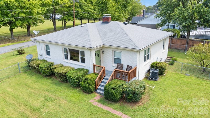 2000 Clay Street, Kannapolis, NC - 3 beds, 2 baths, 1,450 sqft - $332,000