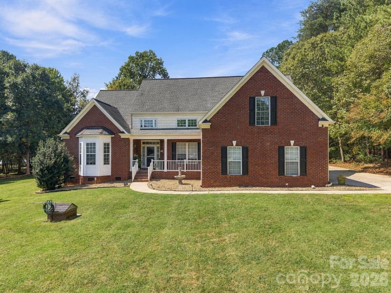 4353 Pine Harbor Drive, Denver, NC - 4 beds, 3.5 baths, 3,202 sqft - $715,000